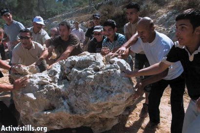 Al Walaja résiste aux barrages routiers et au Mur illégal d'Apartheid